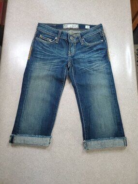 BKE Stella Capri Jeans Size 25 Womens Low Rise Distressed Blue Stretch Pockets